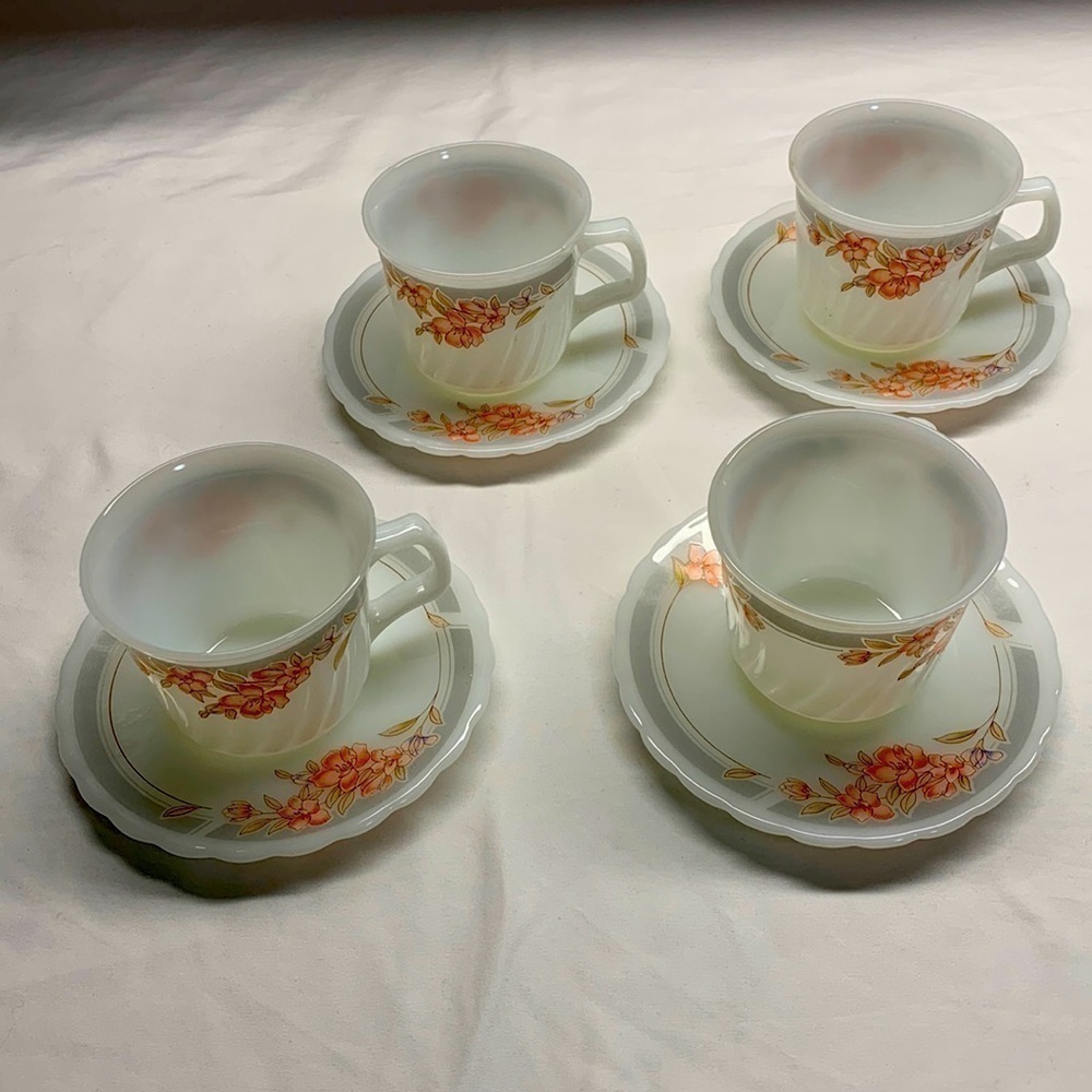 Vintage Milk Glass Indopal Tea Cups and Saucers Set of 4 Peach and Gray